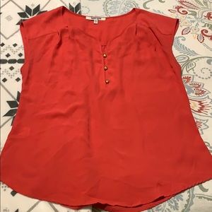 WMNS Daniel Rainn Top